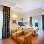 Grand Hotell