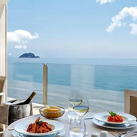 Grand Alassio